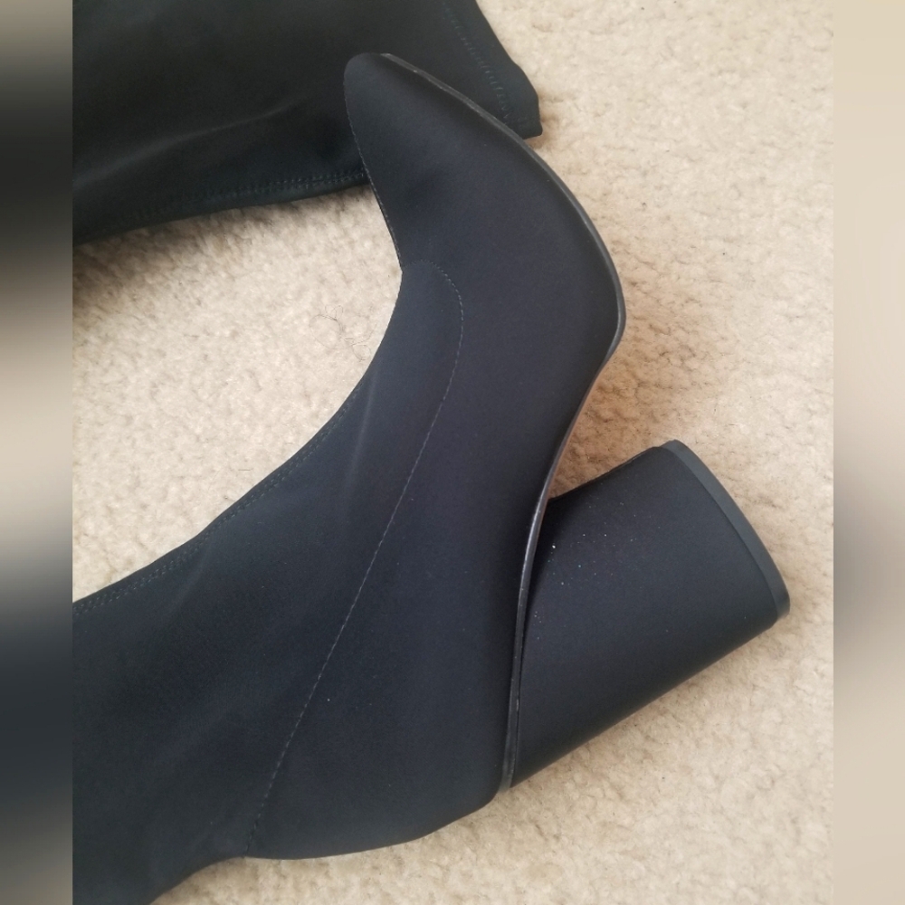 PrettyLittleThing Black Heeled Boots - Picture 2 of 3